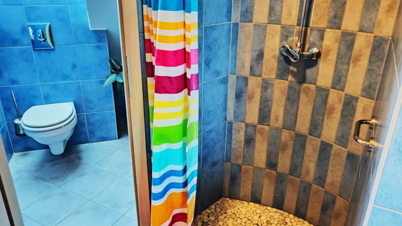 אכסניה Shantee House